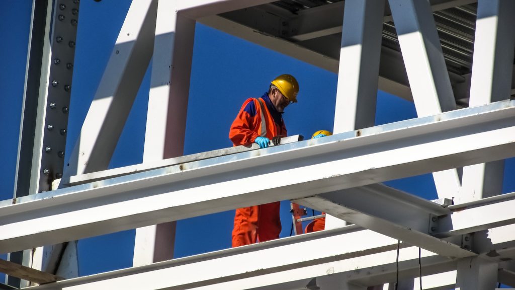 Ny analyse: To byggevirksomheder gik konkurs hver dag i 2022