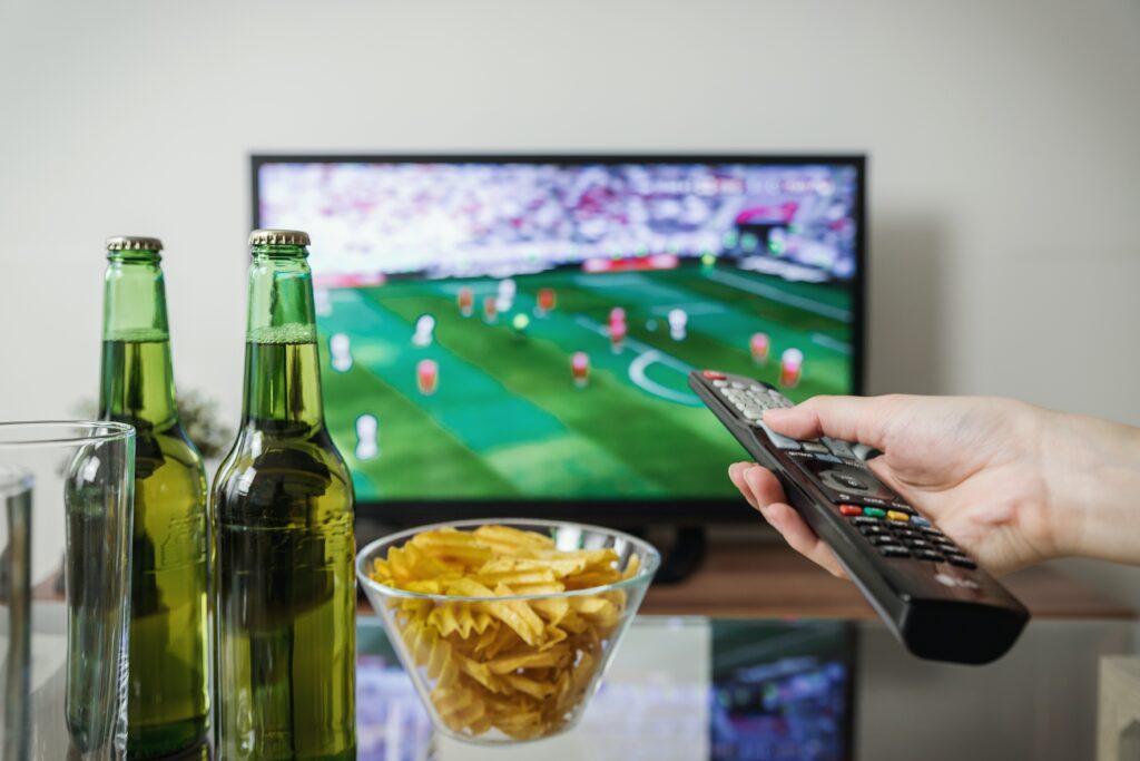 Moms på tv-abonnementer: Dyrere regning kan ende i kundeflugt